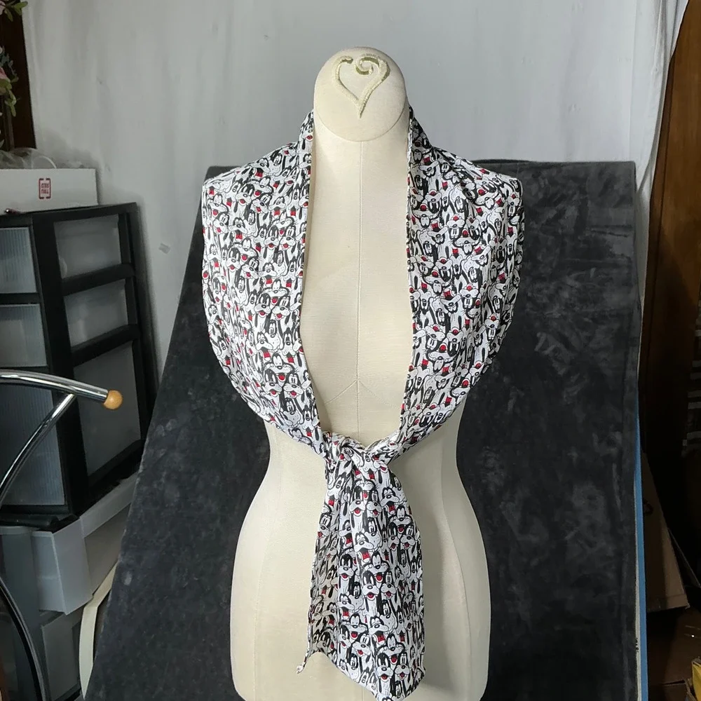Vintage Mickey & Co Disney Goofy Infinity Scarf Honey Fashions Black White Red